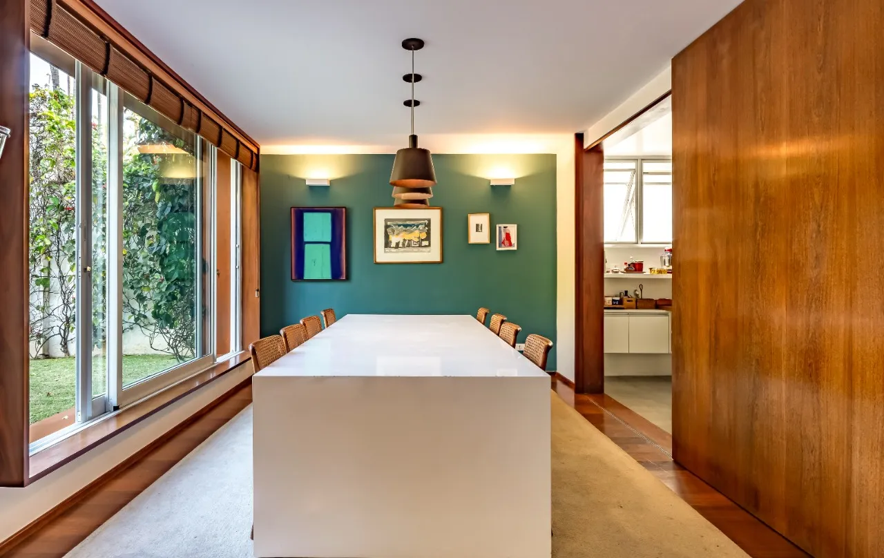 Inspire e respire dias mais verdes e iluminados nesta belíssima casa no Alto de Pinheiros. – 22179