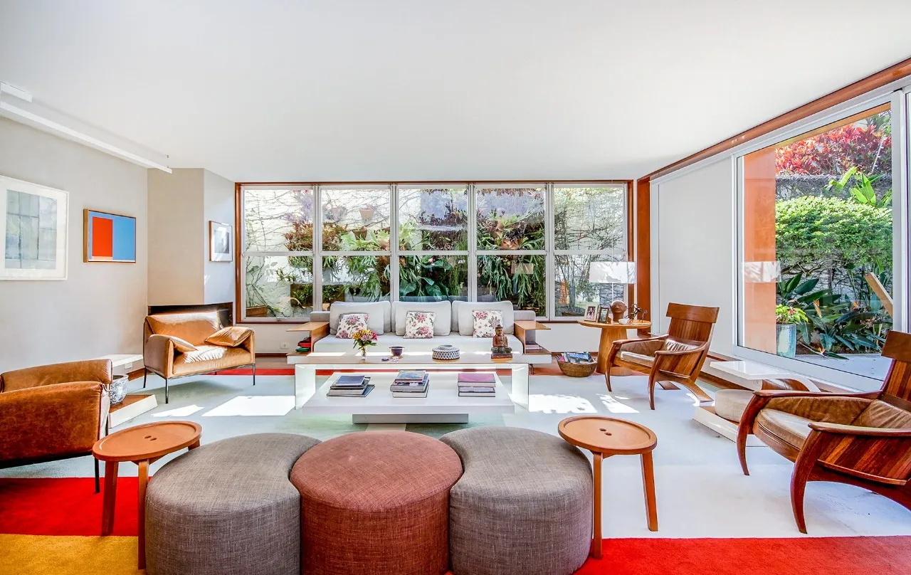 Inspire e respire dias mais verdes e iluminados nesta belíssima casa no Alto de Pinheiros. – 22179