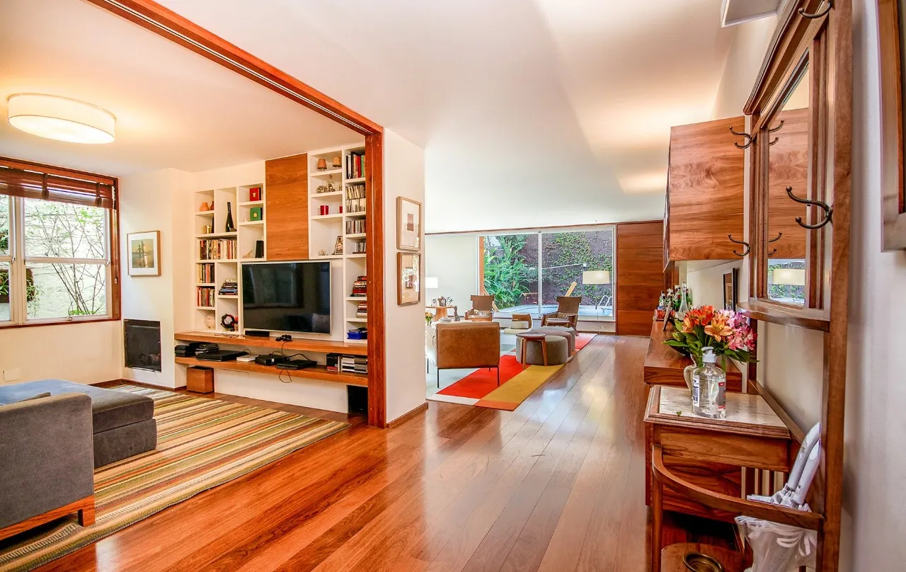 Inspire e respire dias mais verdes e iluminados nesta belíssima casa no Alto de Pinheiros. – 22179