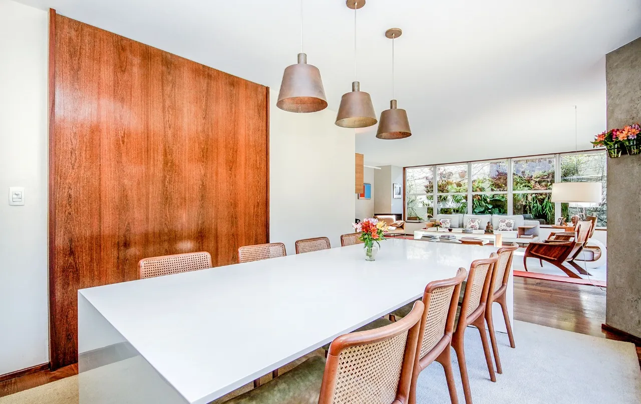 Inspire e respire dias mais verdes e iluminados nesta belíssima casa no Alto de Pinheiros. – 22179