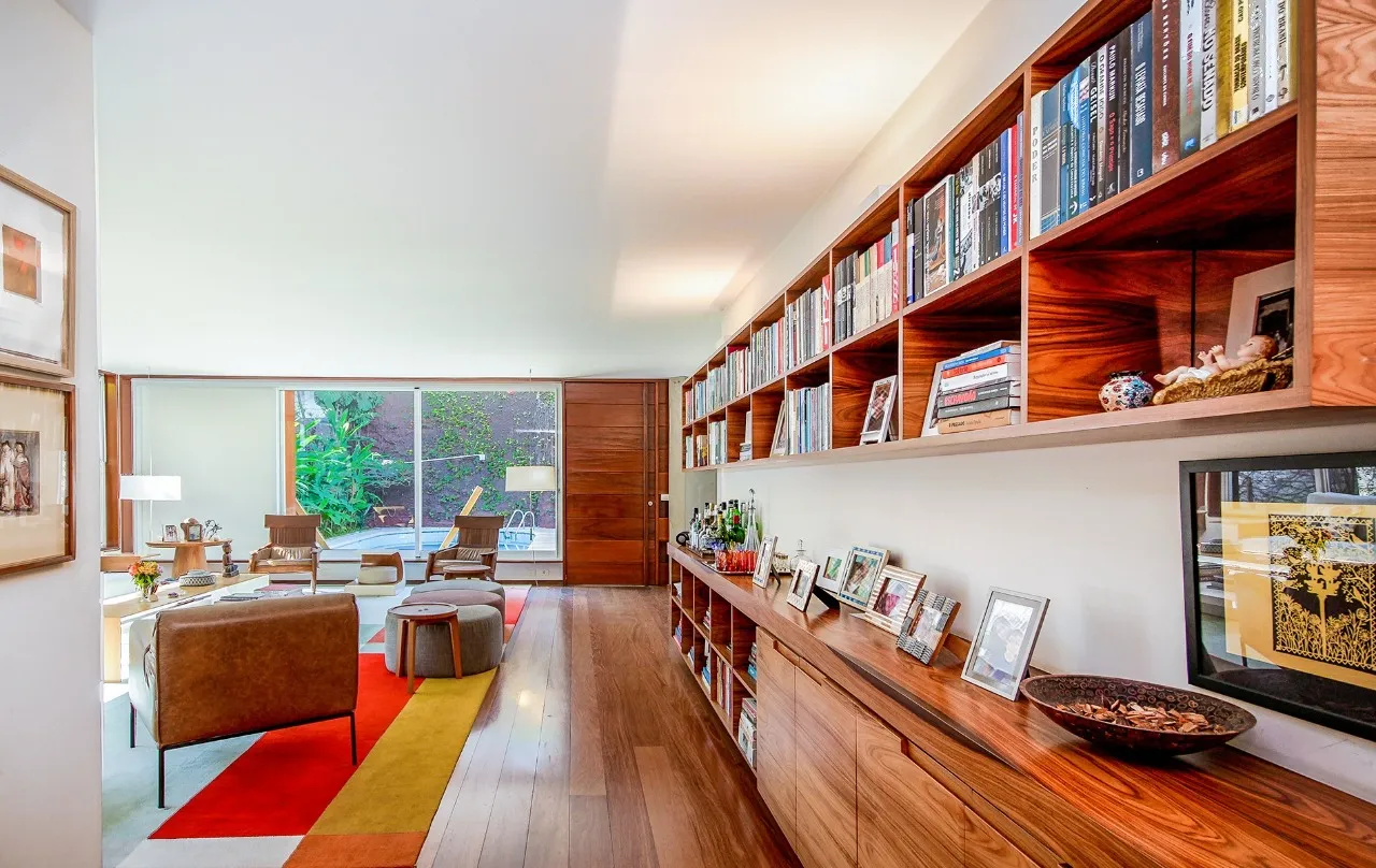 Inspire e respire dias mais verdes e iluminados nesta belíssima casa no Alto de Pinheiros. – 22179