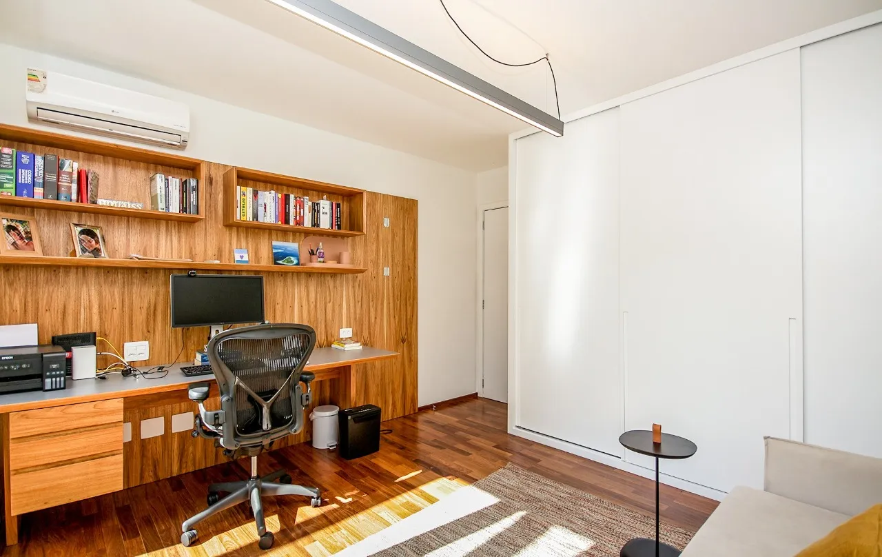 Inspire e respire dias mais verdes e iluminados nesta belíssima casa no Alto de Pinheiros. – 22179