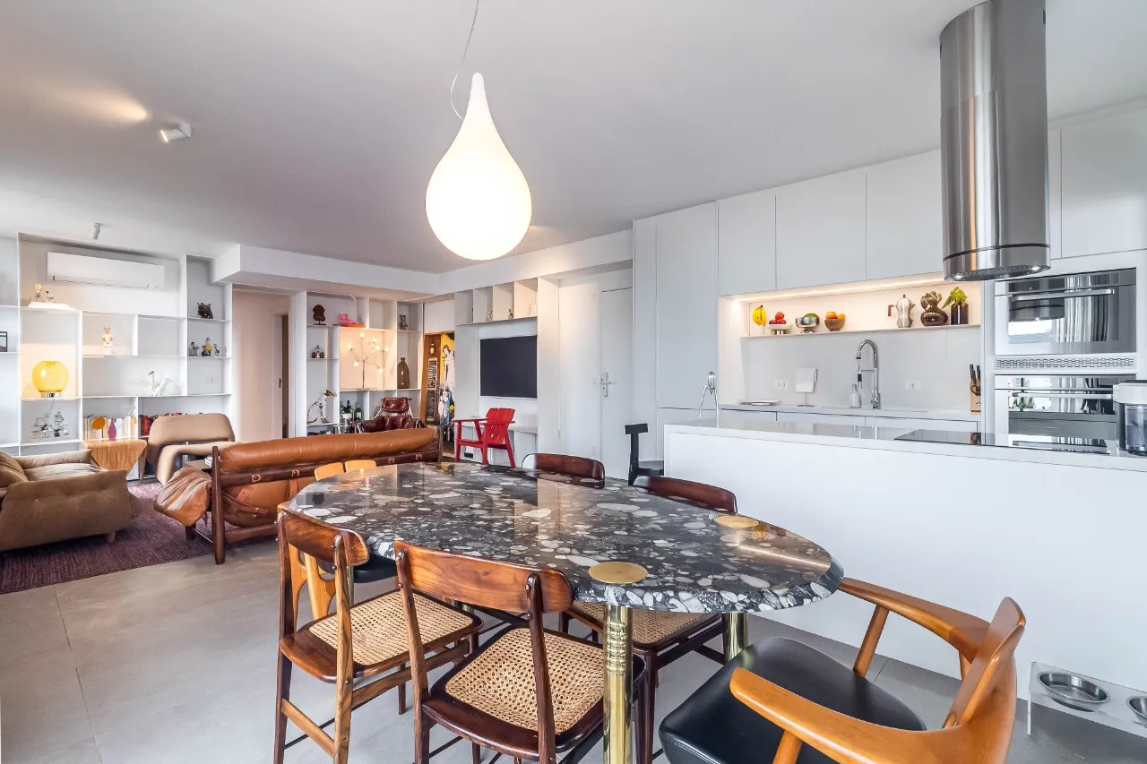 Apartamento com vista livre, muita luz natural e atmosfera leve no coração da Vila Madalena. – 22187