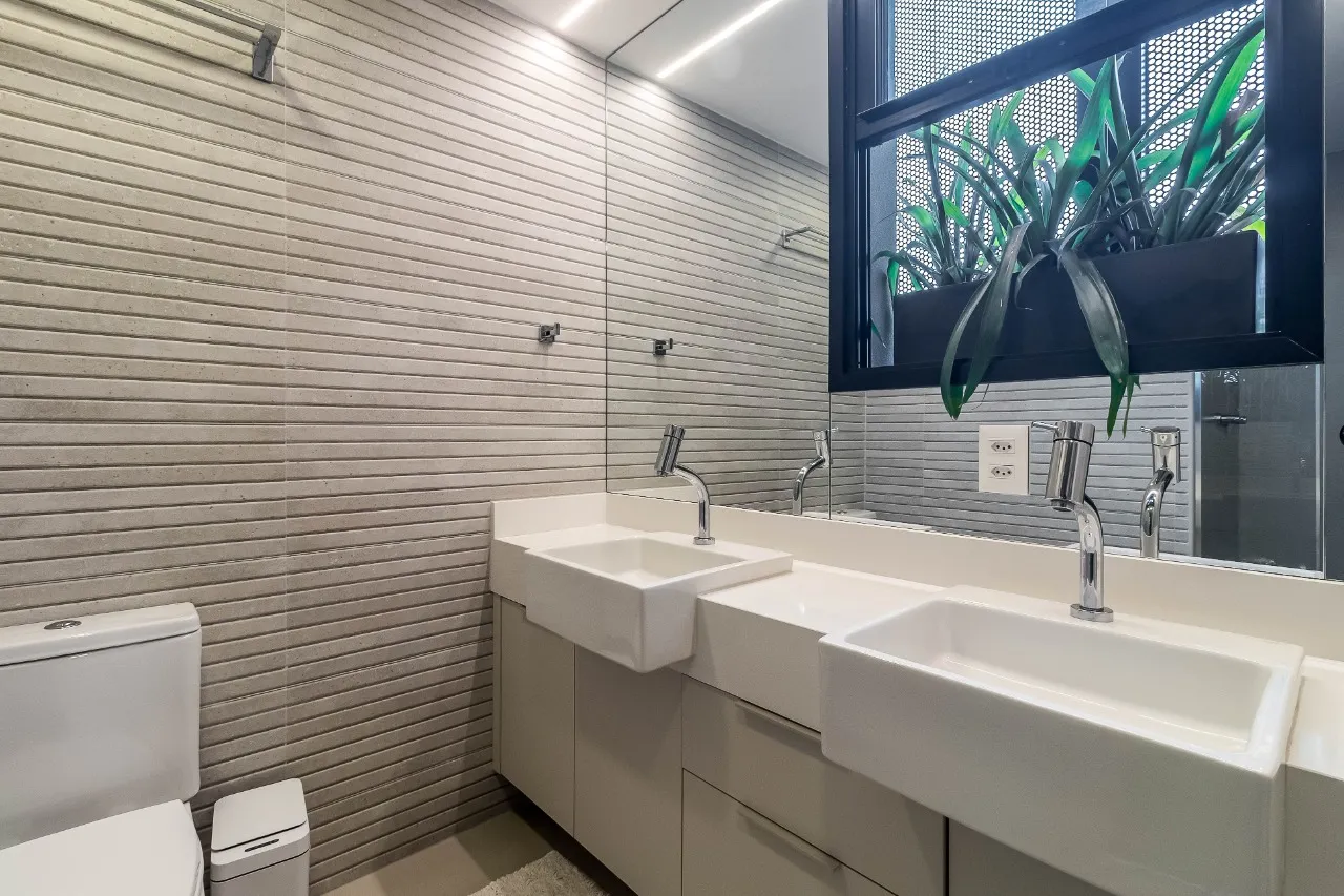 Apartamento com vista livre, muita luz natural e atmosfera leve no coração da Vila Madalena. – 22187