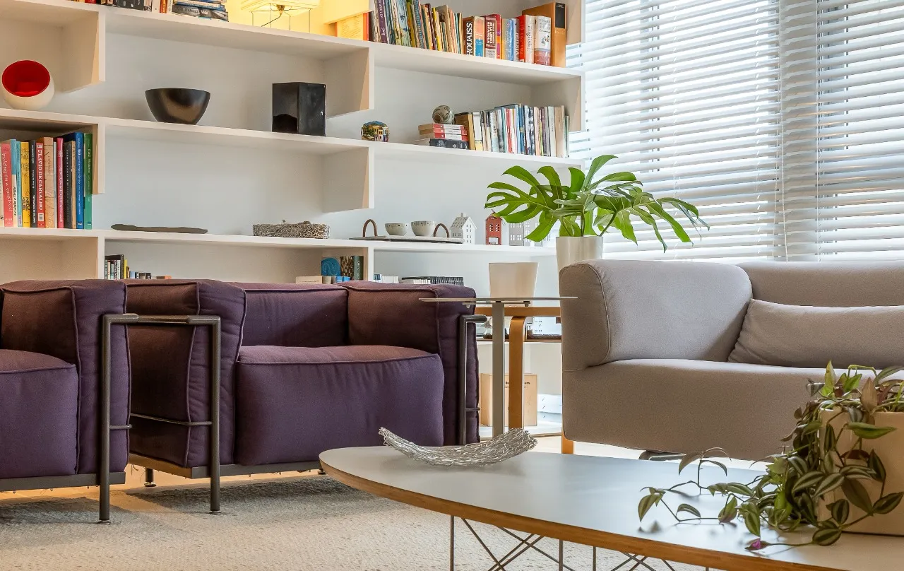 Apartamento com reforma minimalista impecável em edifício icônico de Rino Levi no Itaim Bibi. – 22190