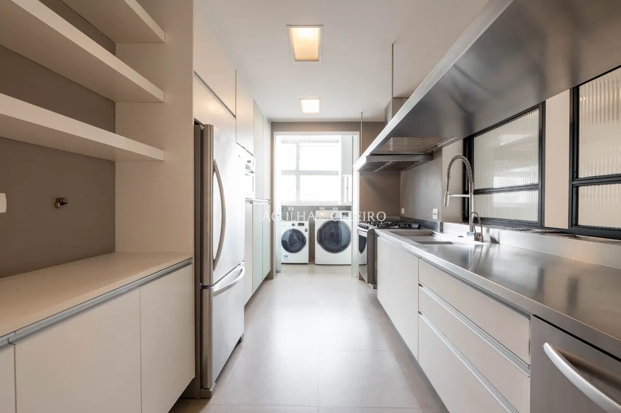 Apartamento espaçoso e com muita luz natural à venda no Jardim América – 22212