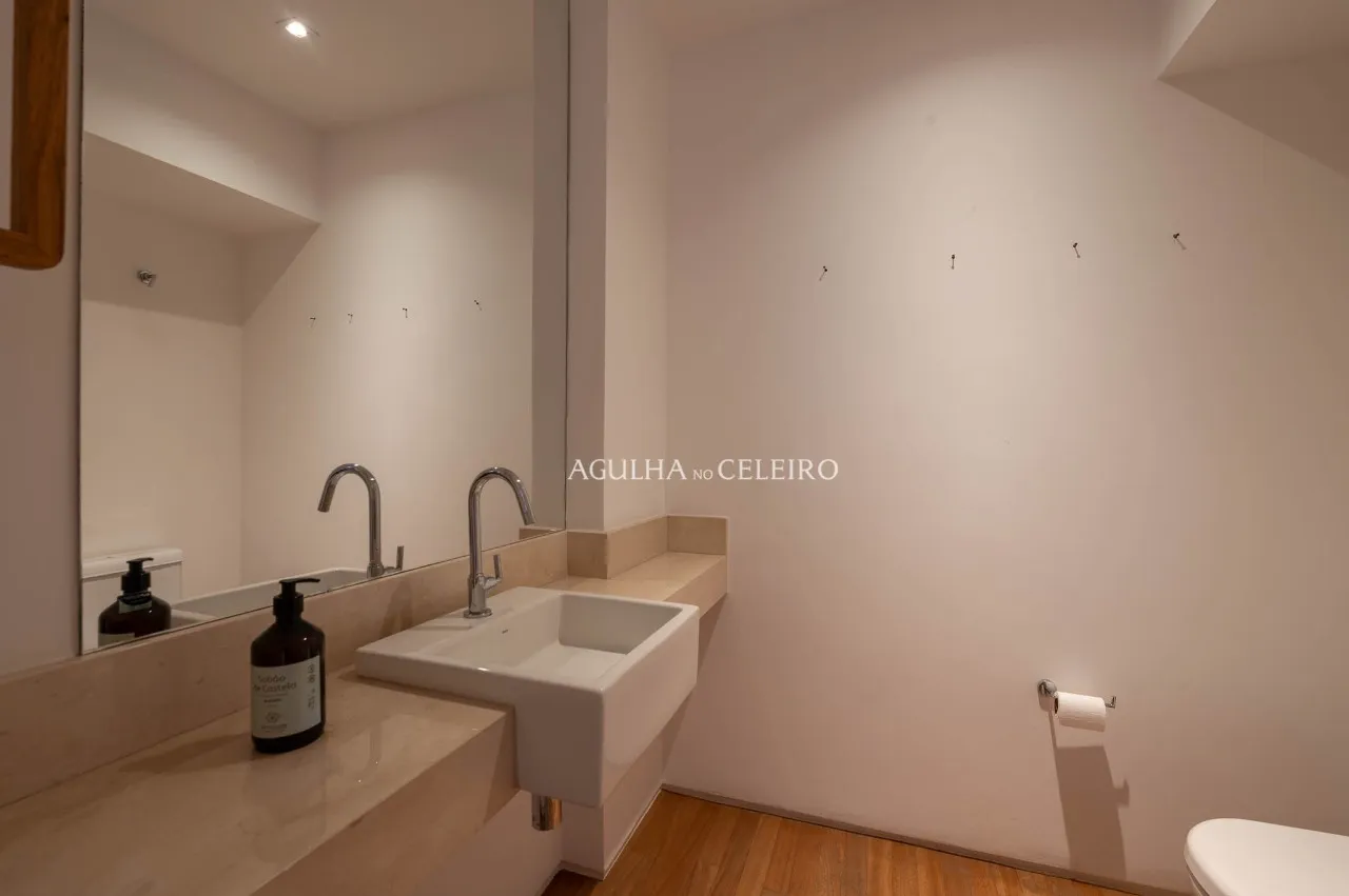 Apartamento espaçoso e com muita luz natural à venda no Jardim América – 22212