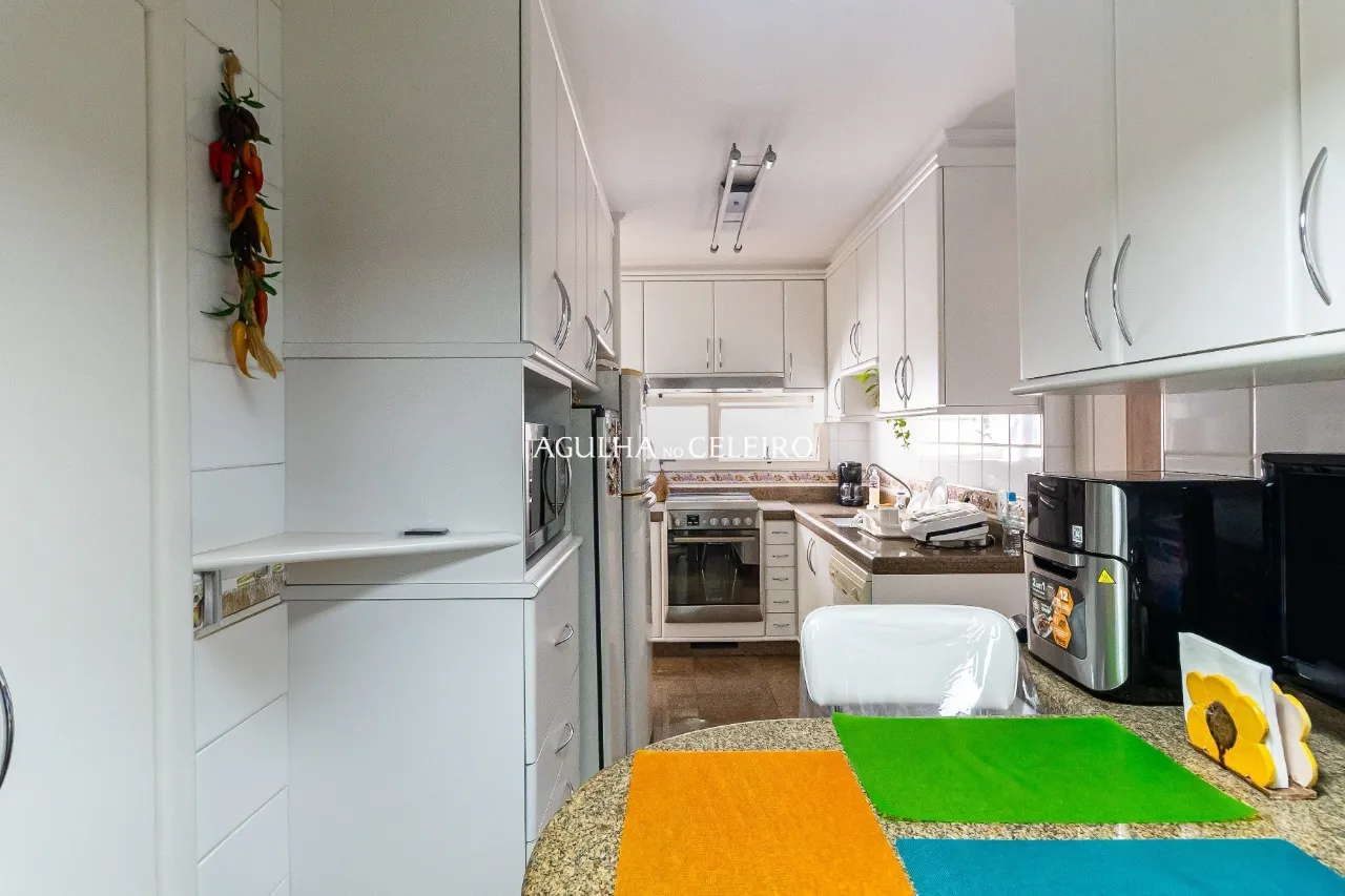 Apartamento amplo e muito iluminado à venda no Jardim América – 22222