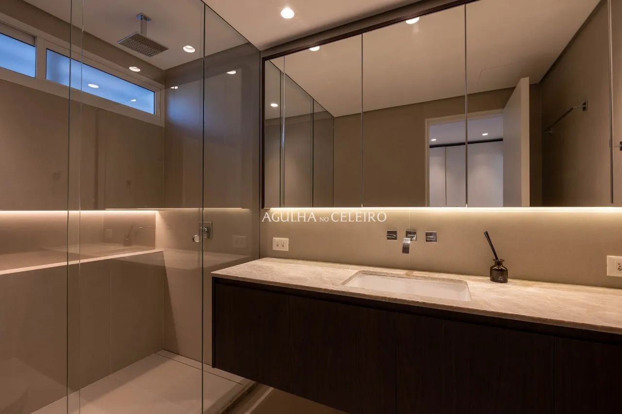 Reforma impecável no Itaim Bibi: 130 m² com área gourmet e conforto antirruído – 22225