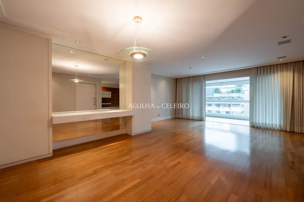 Apartamento ensolarado com varanda e 3 suítes no coração do Jardim Paulista – 22239