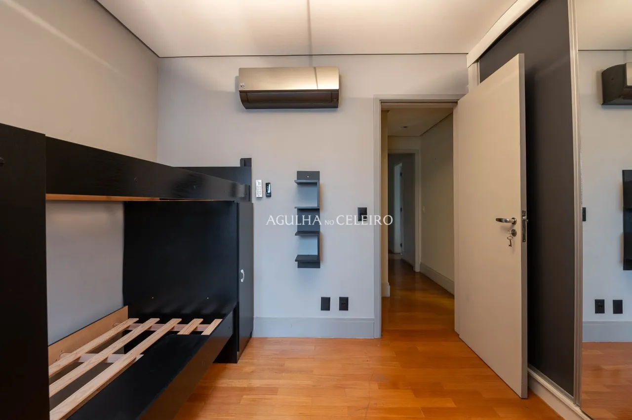 Apartamento ensolarado com varanda e 3 suítes no coração do Jardim Paulista – 22239
