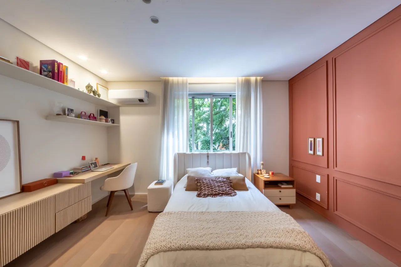 Apartamento reformado com muito espaço à venda no Jardim América. – AP3465
