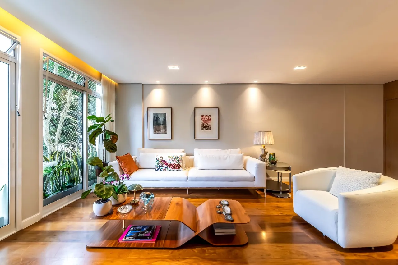 Apartamento Lindenberg reformado, com vista verde e localização especial no coração dos Jardins. – AP4091