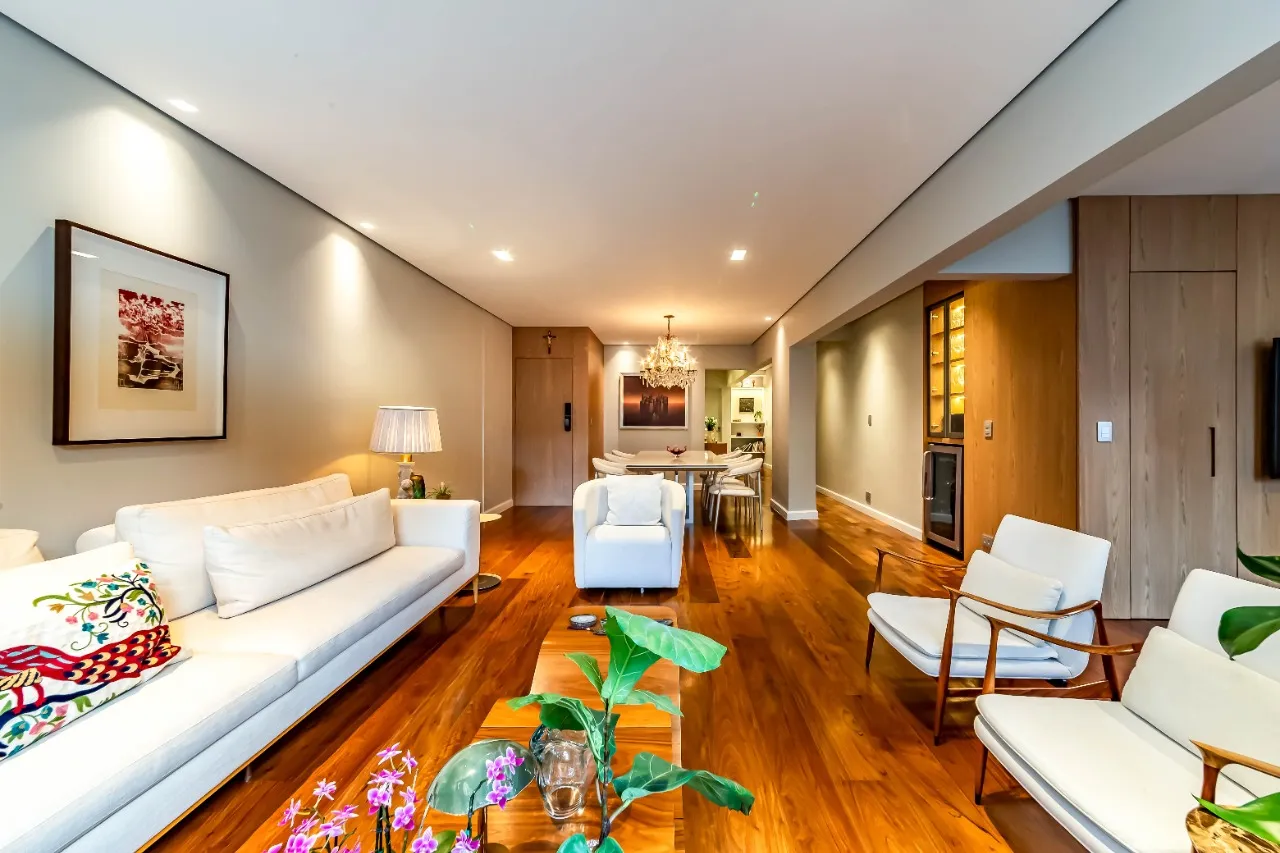 Apartamento Lindenberg reformado, com vista verde e localização especial no coração dos Jardins. – AP4091