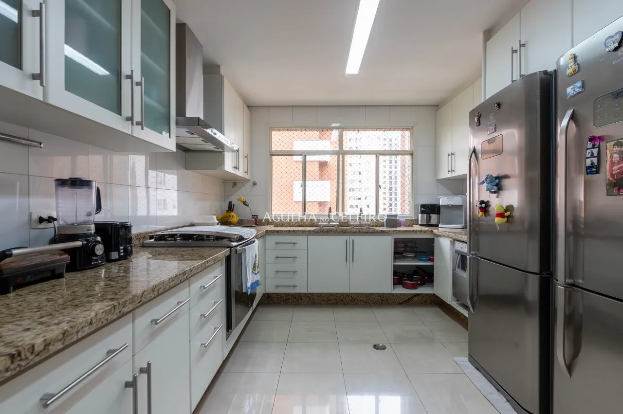 Muito conforto em localização de ouro! – AP8622