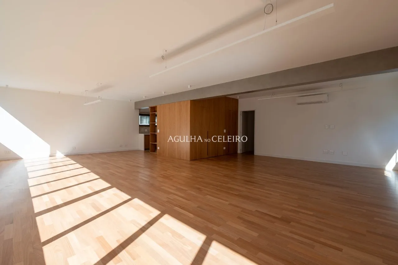 Apartamento totalmente reformado à venda no Jardim Paulista – 16001