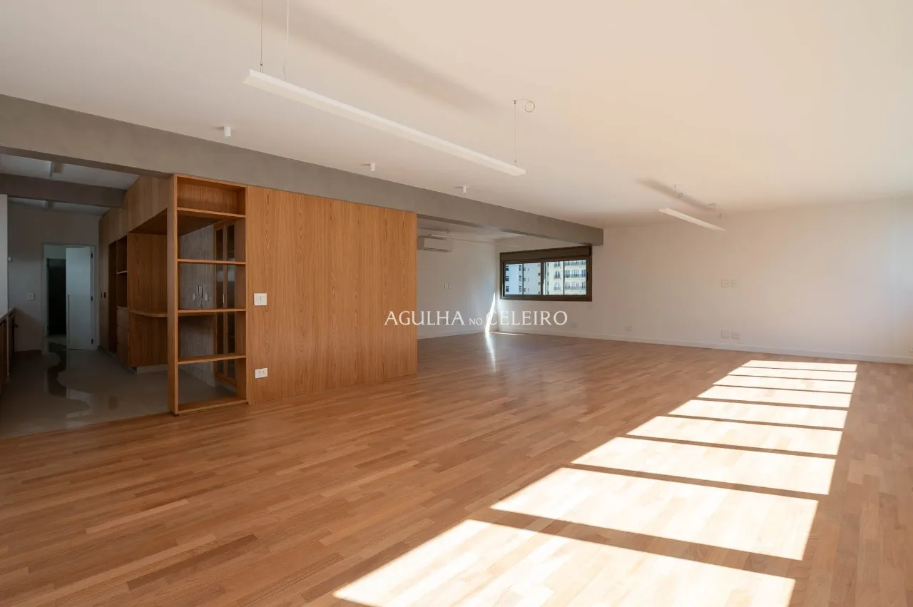 Apartamento totalmente reformado à venda no Jardim Paulista – 16001