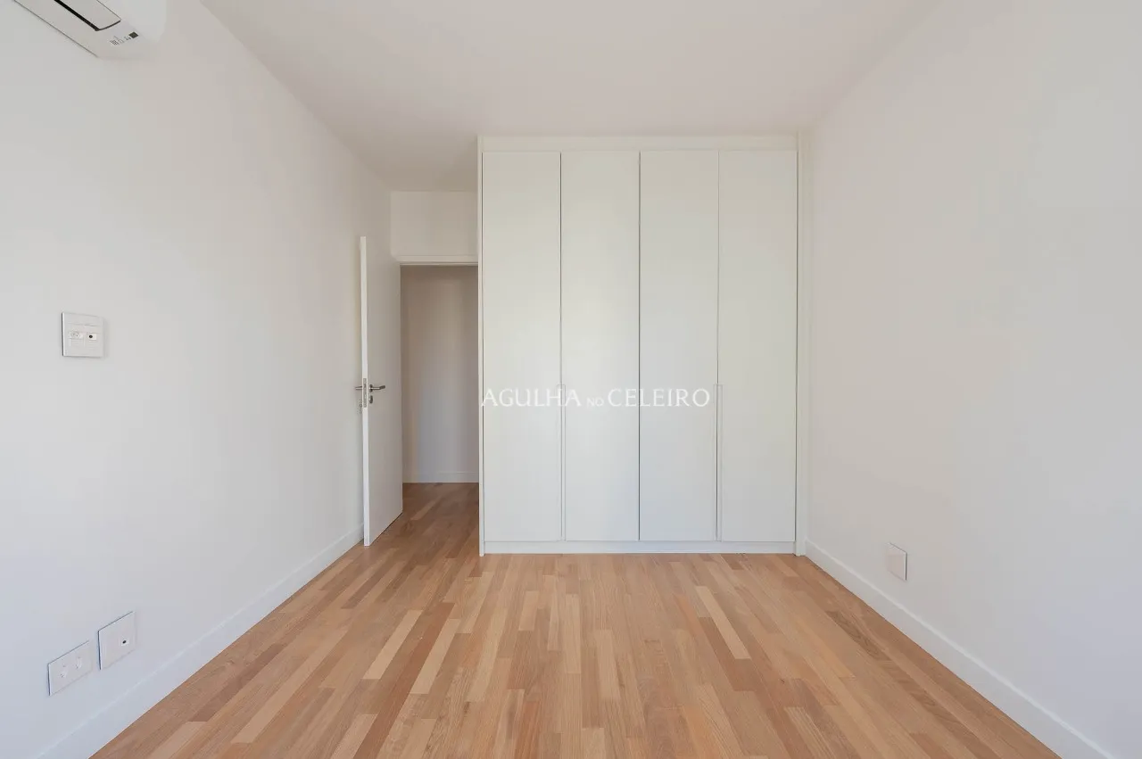 Apartamento totalmente reformado à venda no Jardim Paulista – 16001