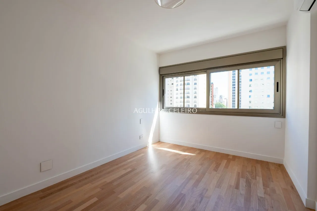 Apartamento totalmente reformado à venda no Jardim Paulista – 16001