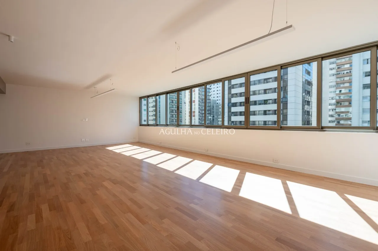 Apartamento totalmente reformado à venda no Jardim Paulista – 16001