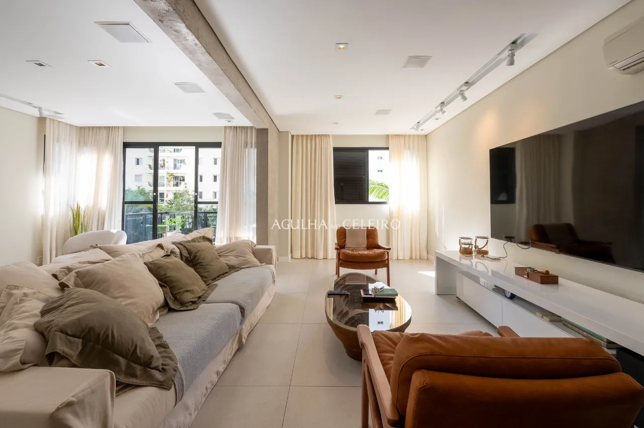 Excelente apartamento em Moema Pássaros – 16153