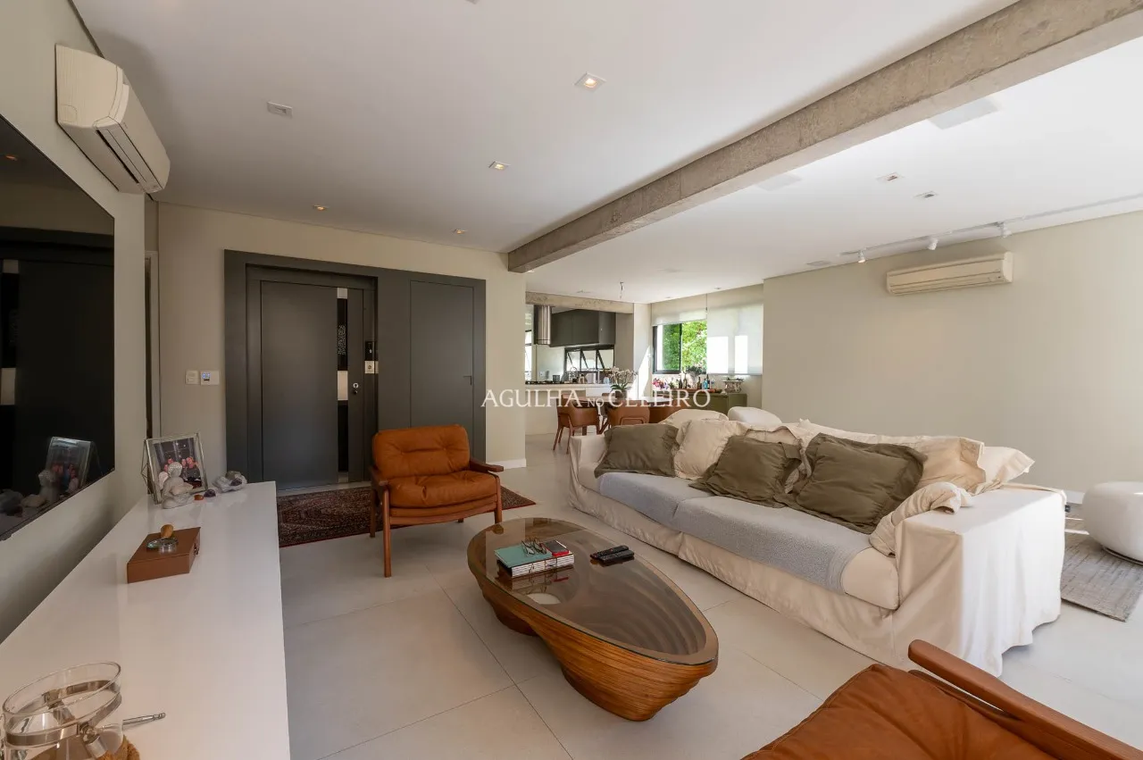 Excelente apartamento em Moema Pássaros – 16153
