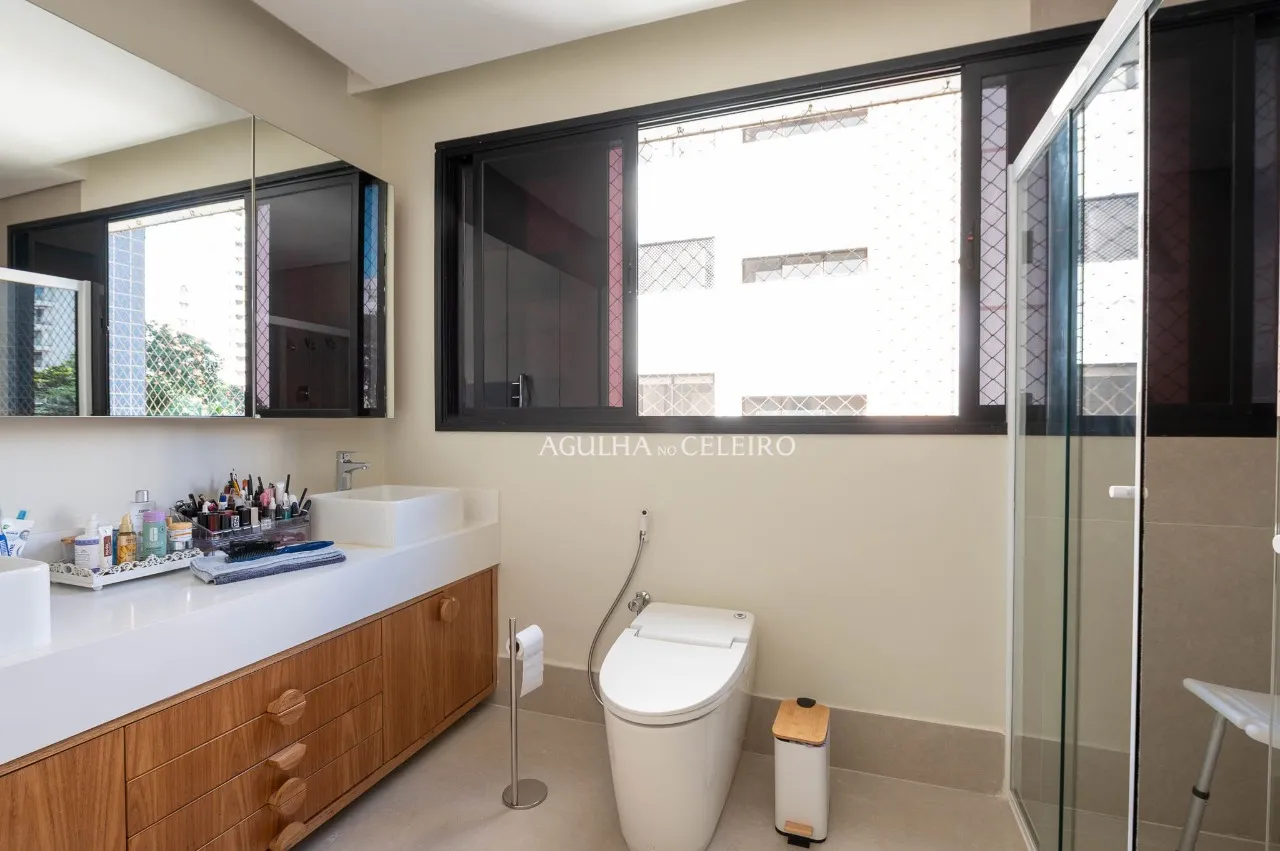 Excelente apartamento em Moema Pássaros – 16153