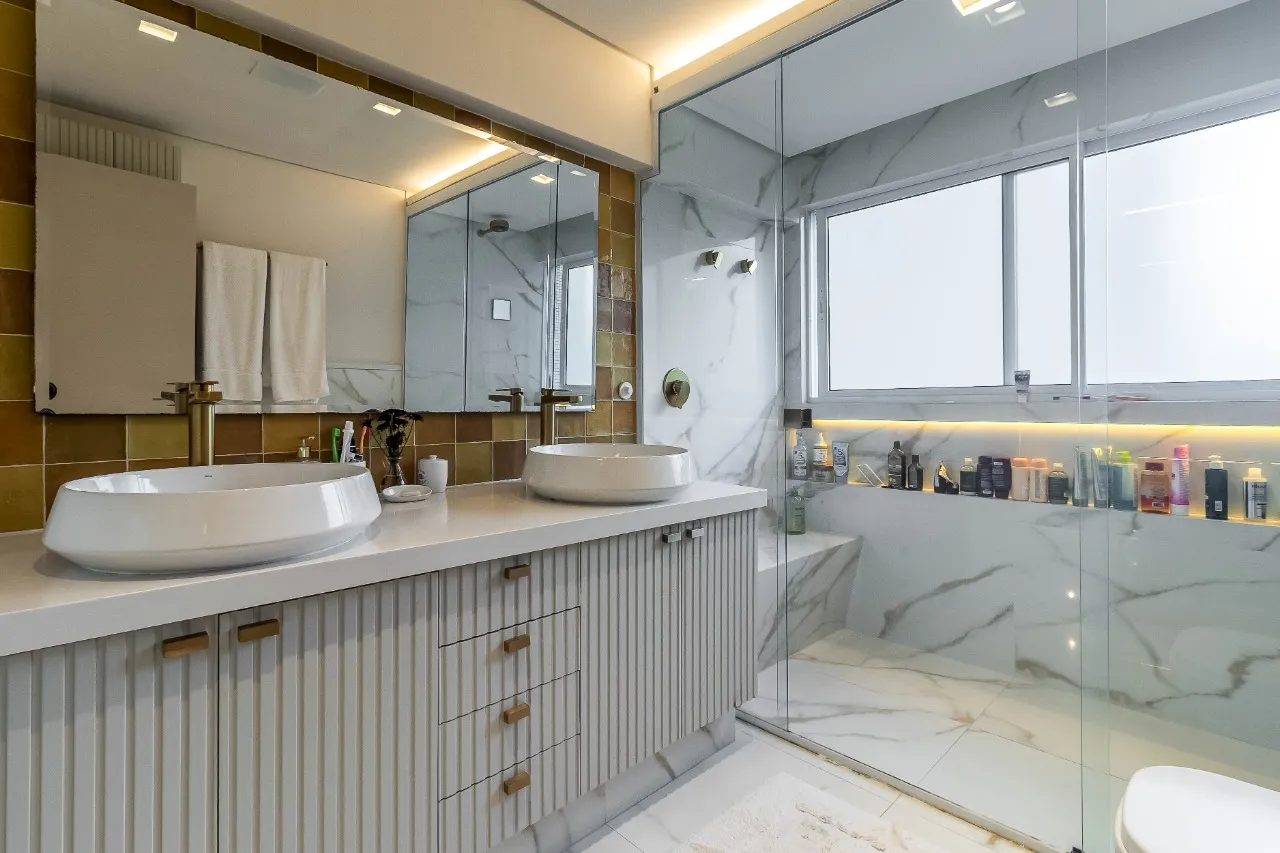 Apartamento reformado, automatizado e com ambientes generosos para viver os Jardins com calma. – 16493