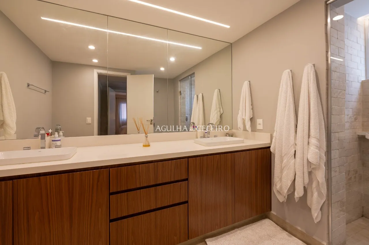 Excelente apartamento na parte plana do Jardim América. – 18670