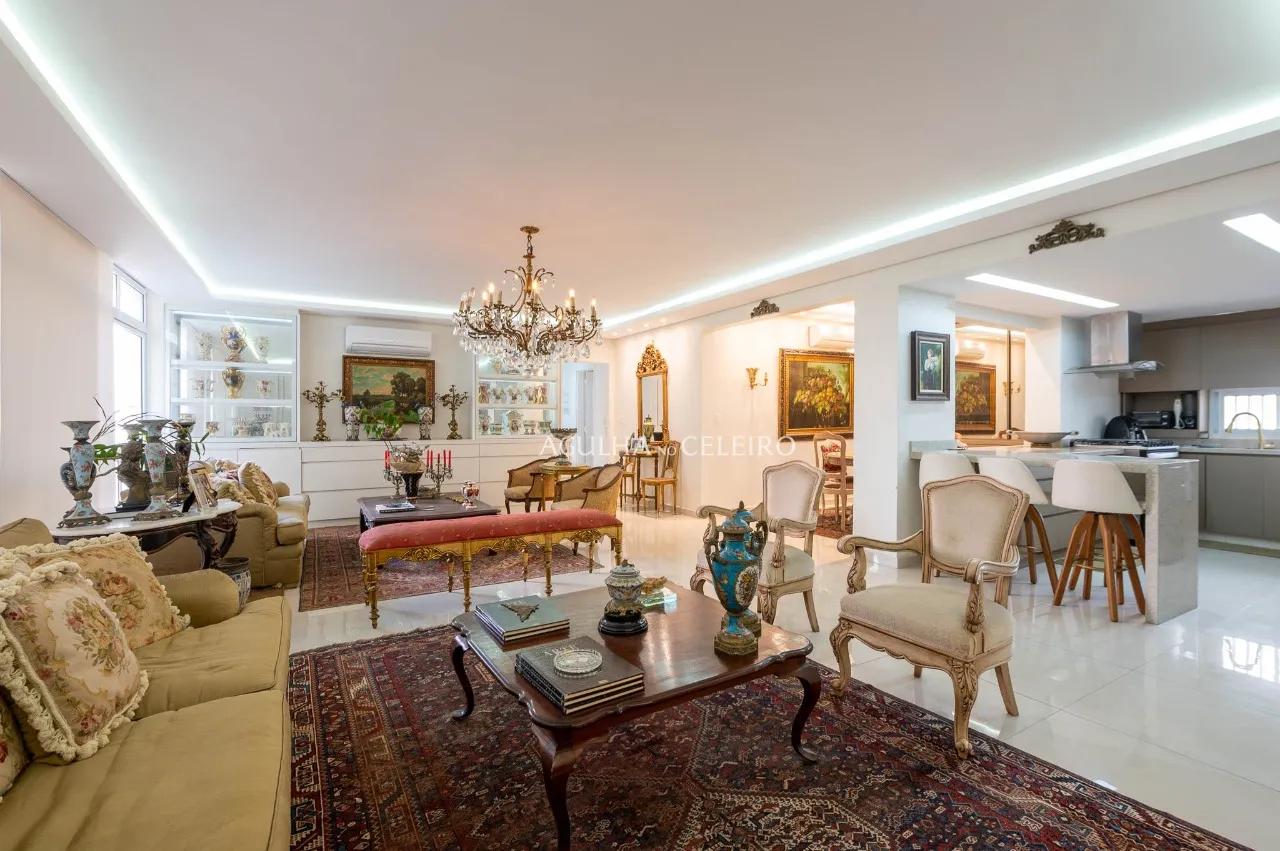 Espaçoso e iluminado Apartamento de 194 m² no melhor do Jardim América – 21118
