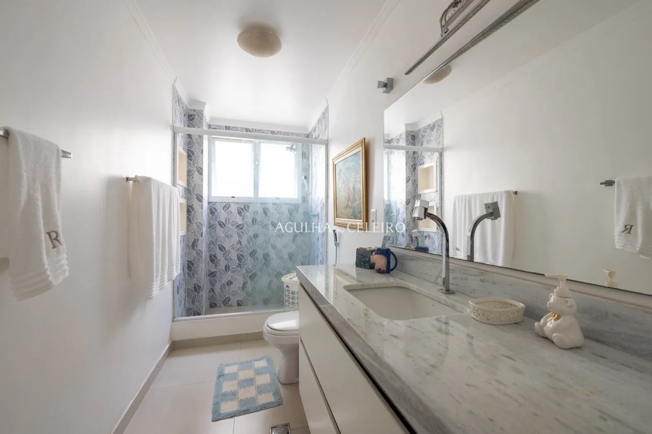 Espaçoso e iluminado Apartamento de 194 m² no melhor do Jardim América – 21118