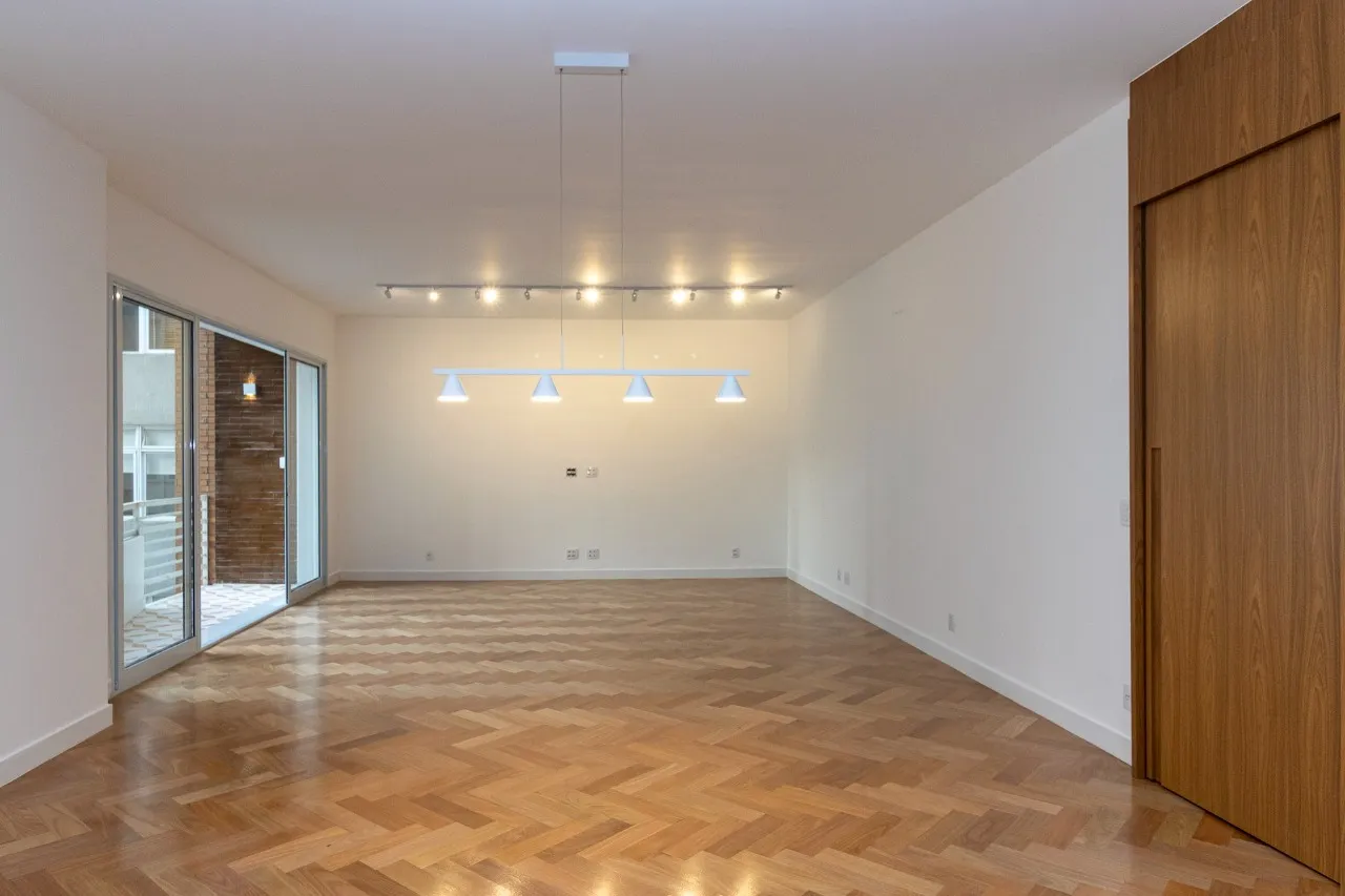 Apartamento reformado próximo ao Clube Paulistano – 21316