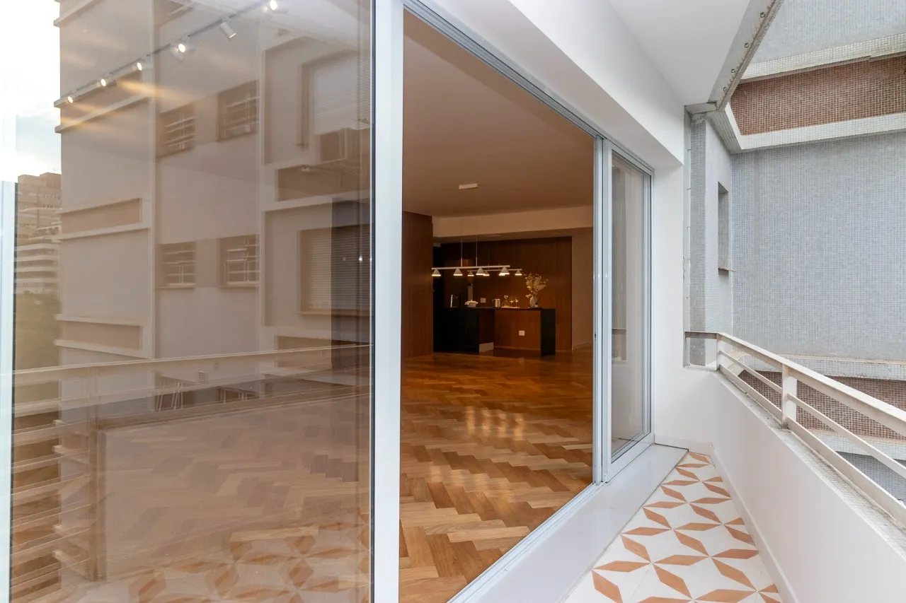 Apartamento reformado próximo ao Clube Paulistano – 21316