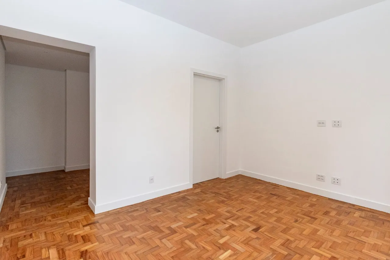 Apartamento reformado próximo ao Clube Paulistano – 21316