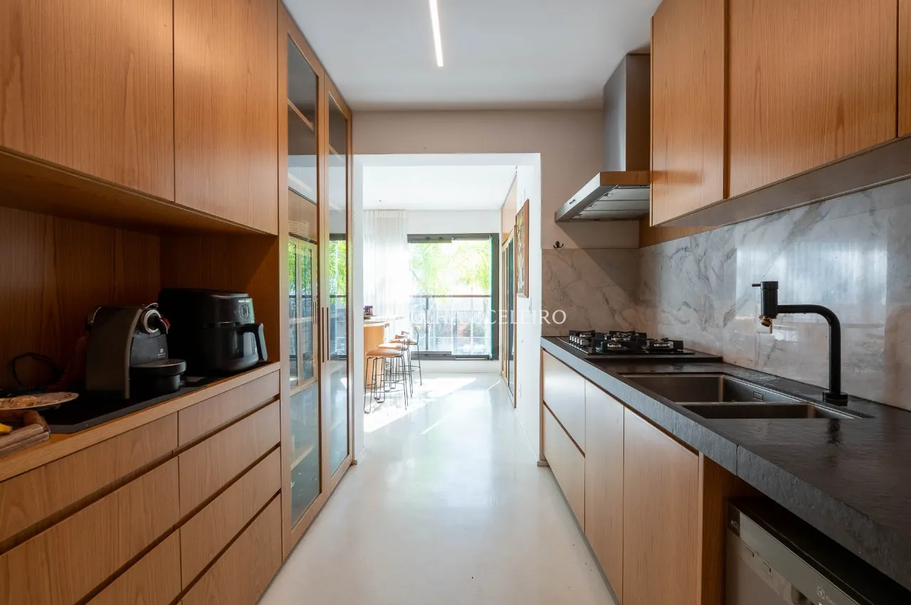 Apartamento com vista deslumbrante em um dos melhores endereços do Jardim Guedala. – 21830