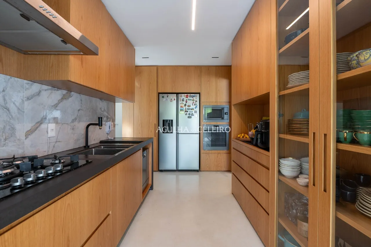 Apartamento com vista deslumbrante em um dos melhores endereços do Jardim Guedala. – 21830