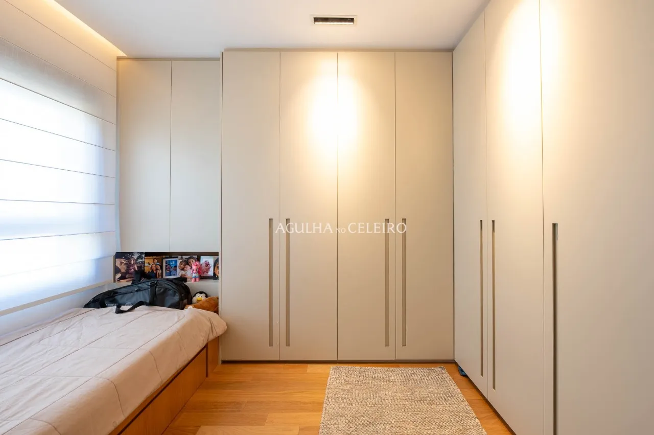 Apartamento com vista deslumbrante em um dos melhores endereços do Jardim Guedala. – 21830