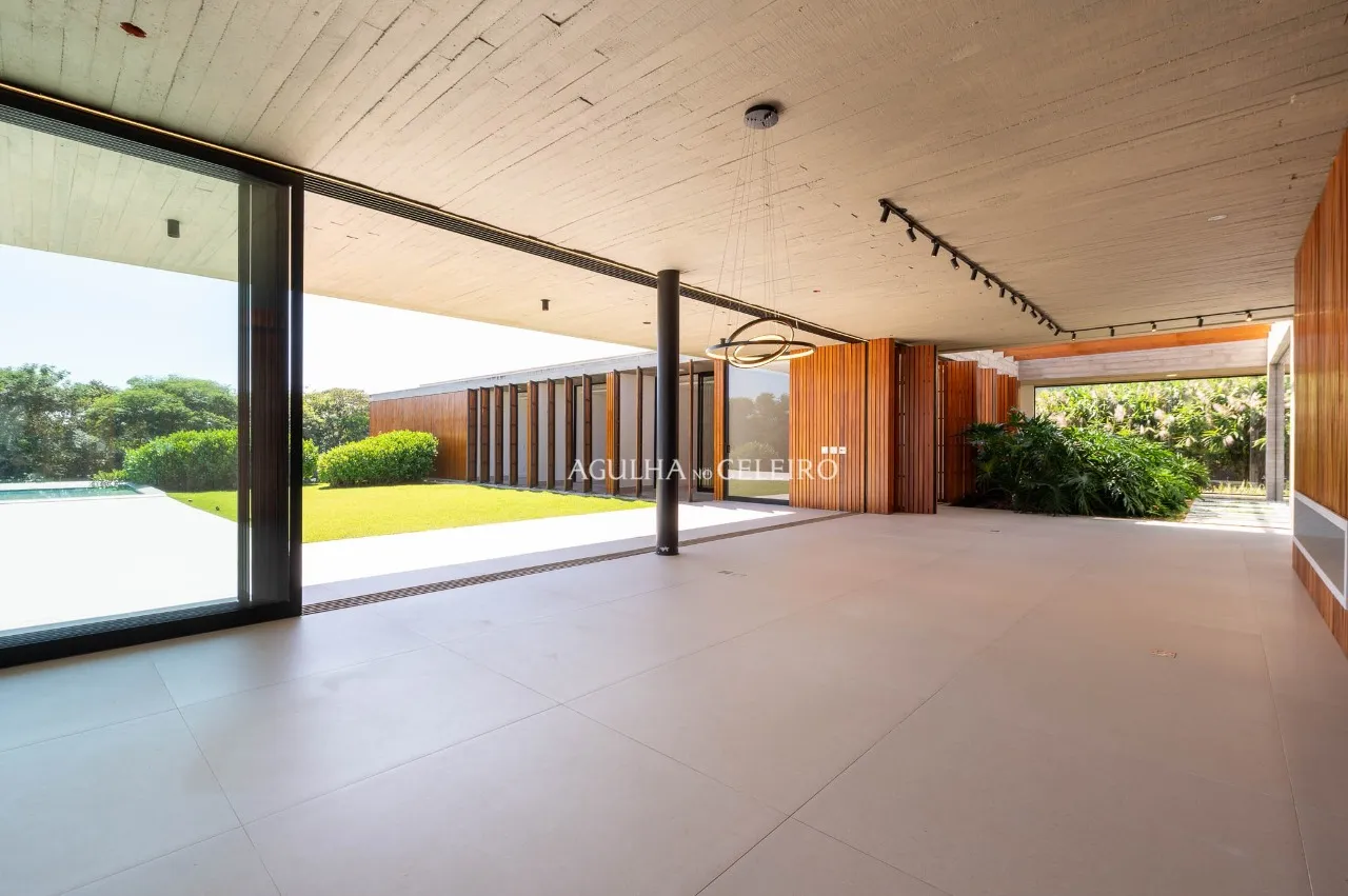 Arquitetura contemporânea integrada à natureza – 21872