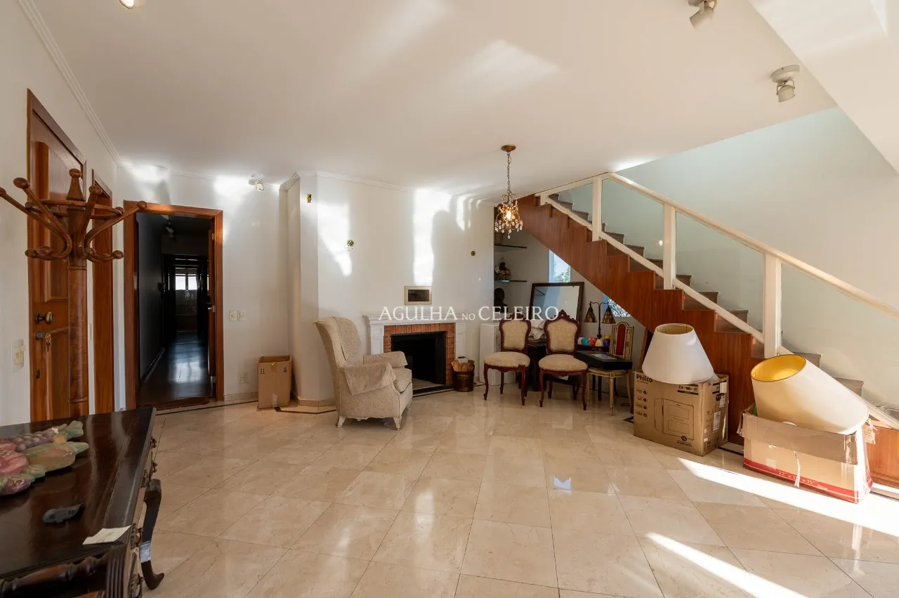 Cobertura com 320m2 e vista livre no Jardim América – 22158