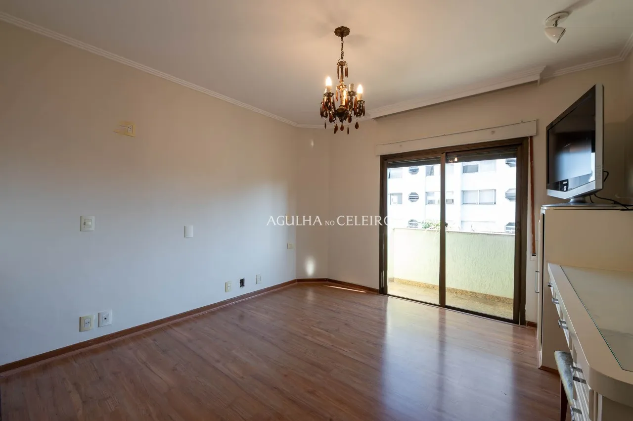 Cobertura com 320m2 e vista livre no Jardim América – 22158