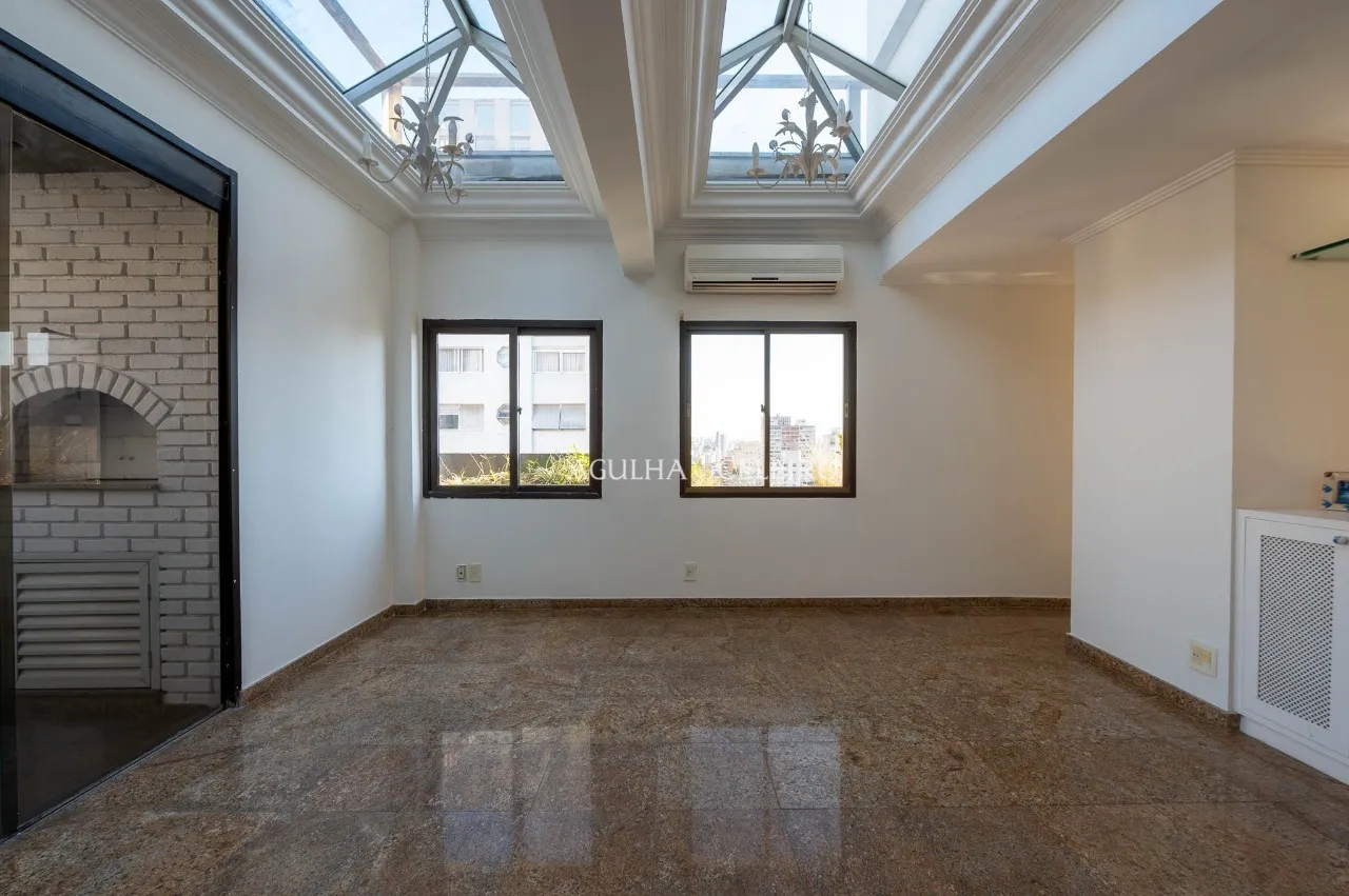 Cobertura com 320m2 e vista livre no Jardim América – 22158