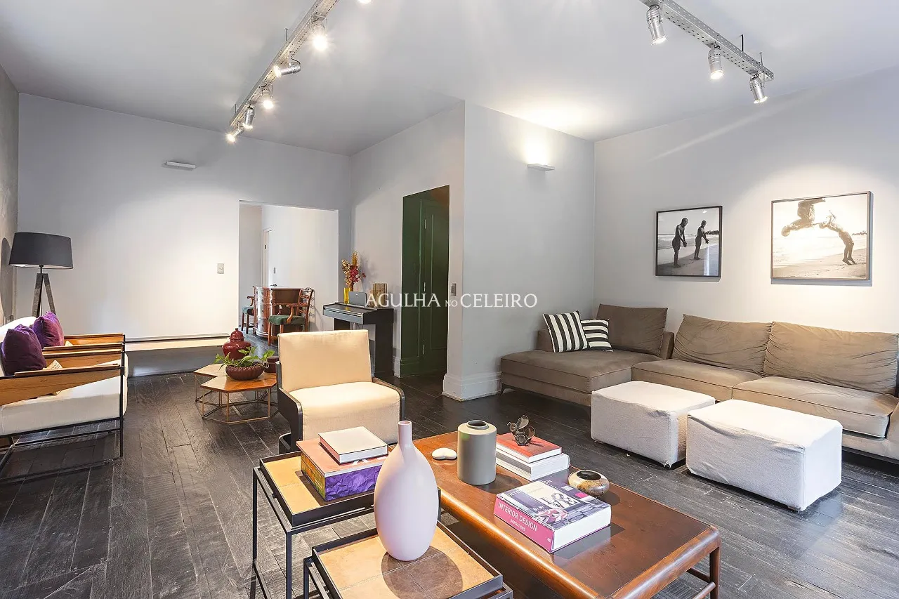 Charme e elegância para viver com conforto no Jardim Europa. – 22240