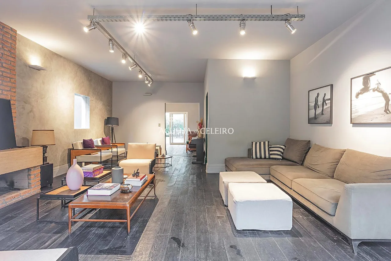 Charme e elegância para viver com conforto no Jardim Europa. – 22240