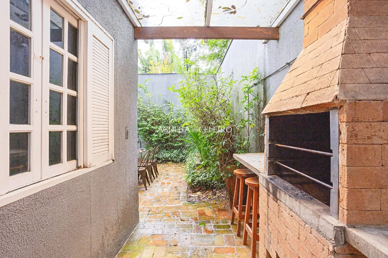Charme e elegância para viver com conforto no Jardim Europa. – 22240