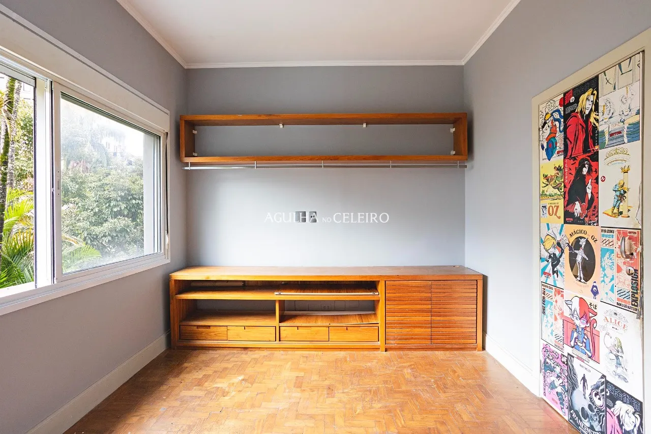 Charme e elegância para viver com conforto no Jardim Europa. – 22240