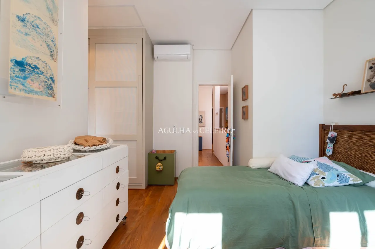 Casa de vila encantadora à venda no Itaim Bibi. – 22300