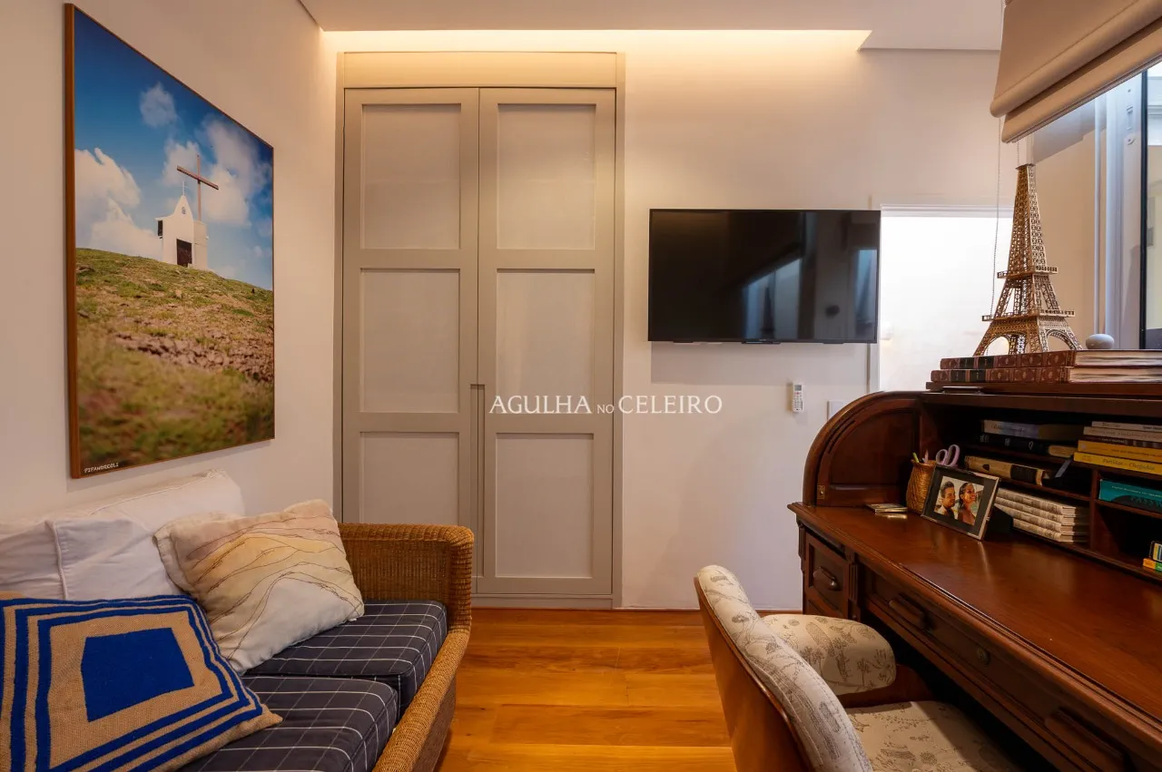 Casa de vila encantadora à venda no Itaim Bibi. – 22300