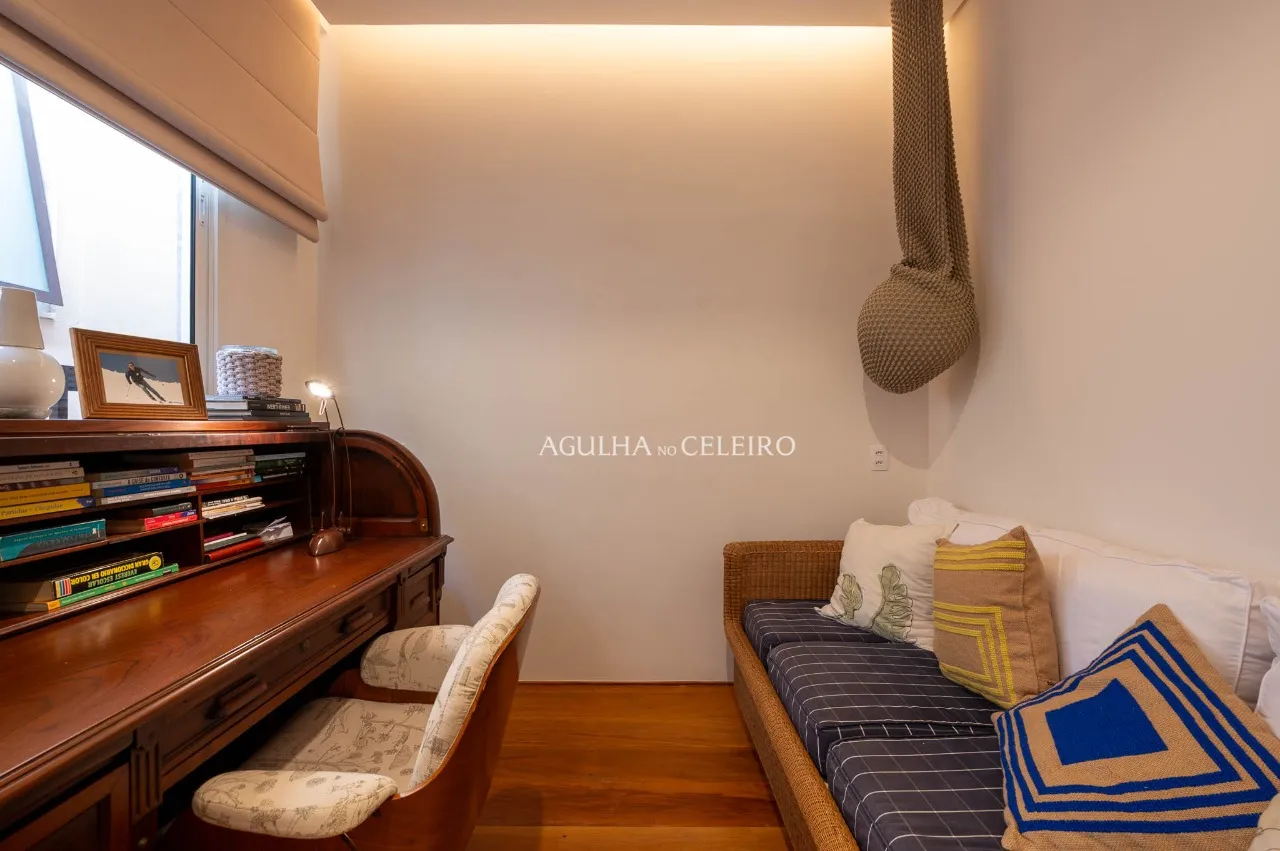 Casa de vila encantadora à venda no Itaim Bibi. – 22300
