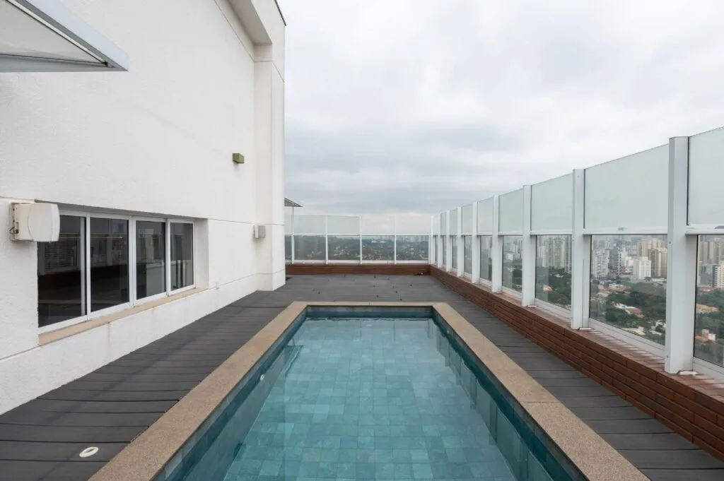 Cobertura com piscina privativa e vista panorâmica no Campo Belo. – 22340