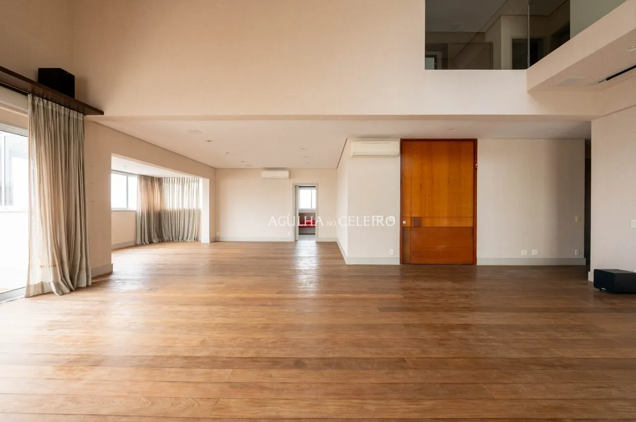 Cobertura com piscina privativa e vista panorâmica no Campo Belo. – 22340